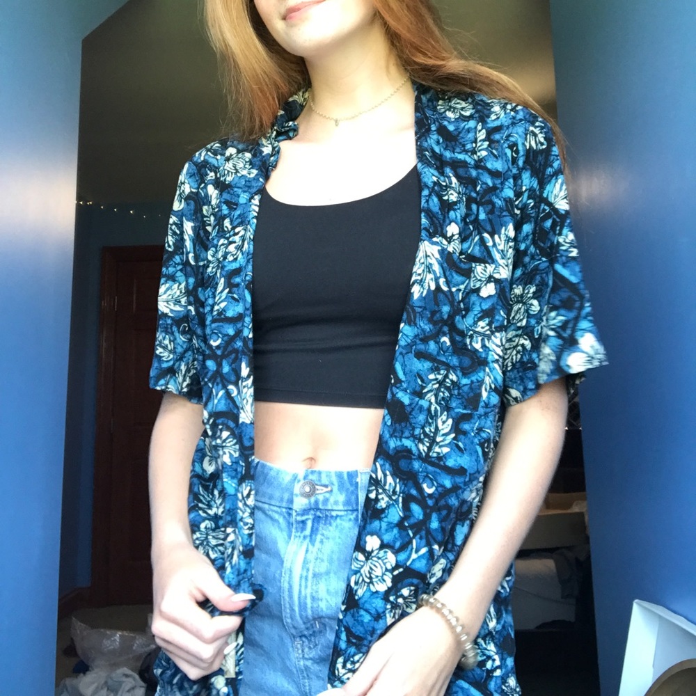 Hawaiian Coverup